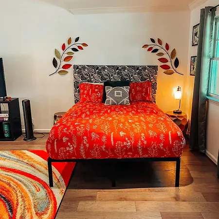 Cozy Guest House Studio Apartment Greensboro Exterior photo