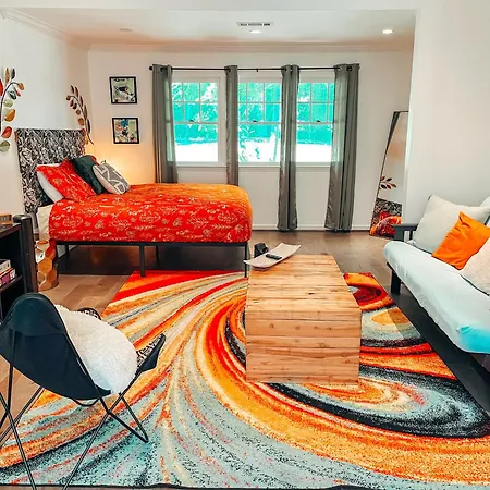 Cozy Guest House Studio Apartment Greensboro Exterior photo